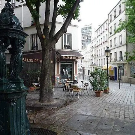 Town House, With Garden And Parking Holiday home Paris