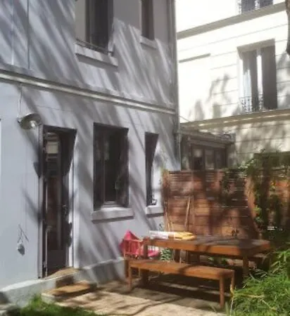 Holiday home Town House, With Garden And Parking